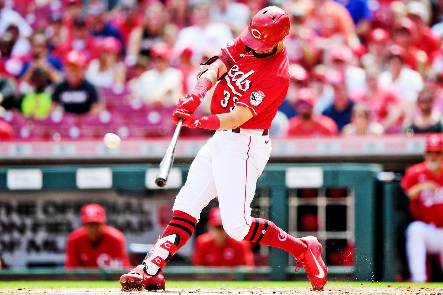 Reds' Tyler Stephenson hits home run in FIRST EVER at-bat