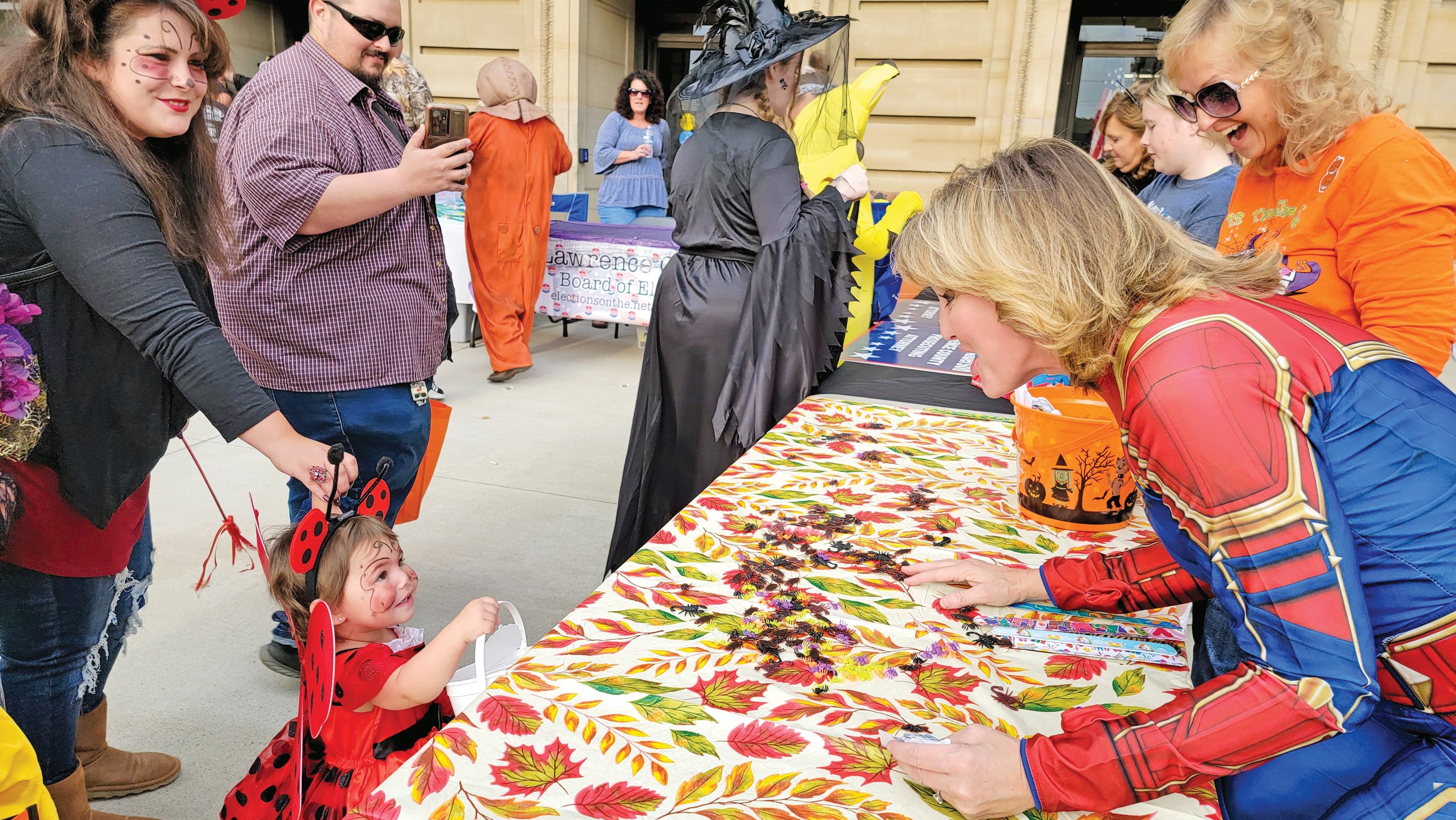 FOCUS Ironton downtown trick or treat 2022 The Tribune The Tribune